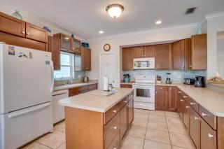 Key West Style Oasis on Anna Maria Island - 4