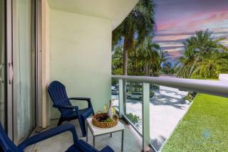 Paradise Retreat, Near Beach, Casino, and More - Hollywood - 9
