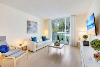 Paradise Retreat, Near Beach, Casino, and More - Hollywood - 7