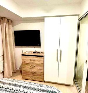 Azure beach club- Bahamas tower 14 flr - Manila - 4