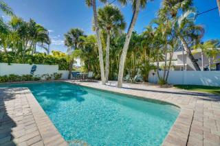 Large Pet Friendly Home just steps from White Sandy Beach - Holmes Beach - 0