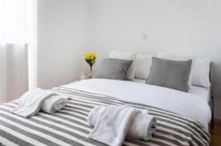 Tesla Apartment URBAN STAY - 8