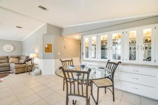 North Fort Myers Golf Retreat w/ Patio + View! - 5
