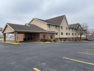 Super 8 by Wyndham Alton - Alton - 6