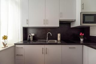 Pristine 1BR Steps from City by HM - Wenen - 2