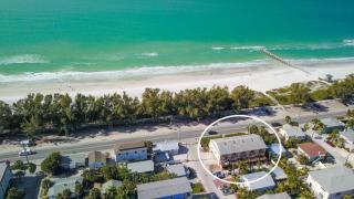 Enjoy Sunset Views From 2 Private Balconies - Bradenton Beach - 0