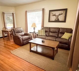 1st Base Apt 1 All Star Baseball Rentals - Oneonta - 0