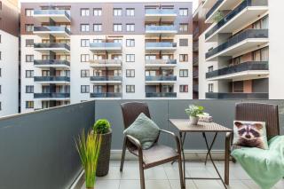Bubbly Calm by STN - Budapest - 4