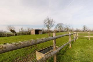 Huswell - Countryside Holiday Home - 0