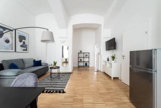 Family 2BR Oasis Steps from City by HM - Vienne - 3