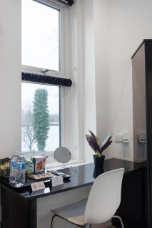 Modern city centre studio apartment 202 - 5