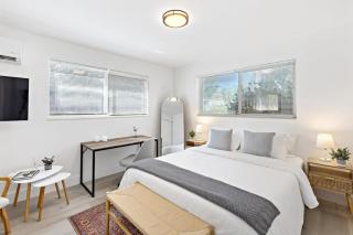 Lovely Studio with Great Location + Free Parking - Fort Lauderdale - 0
