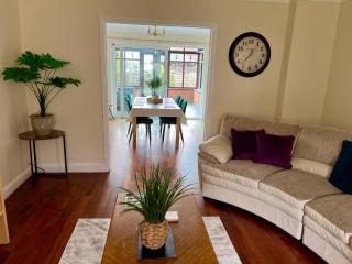 Clovelly House - 5