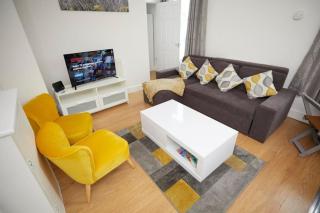 Great 2 Bedroom Apartment 6 Shirley Area SO15 Sleeps 6 - 5