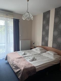 Hotel Rose City - Budapest - 9