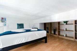 Portobello Road Artistic Studios 'BUDGET' - London - 1