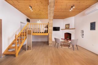 M&K Traditional House - Theologos - 8