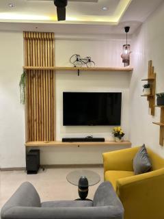 Andaz Luxe Apartment. - Indore - 0