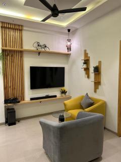 Andaz Luxe Apartment. - Indore - 6