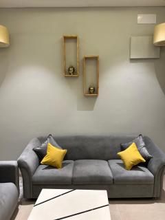 Andaz Luxe Apartment. - Indore - 8