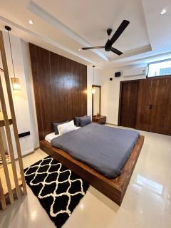 Andaz Luxe Apartment. - Indore - 7