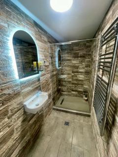 Central Studio Flat with Garden - Volos - 5