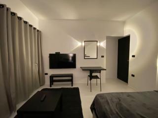Minimal studio in Zamalek (no visits) - Il Cairo - 5