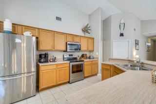 Orange Beach Home with Hot Tub Less Than 2 Mi to The Wharf - Orange Beach - 2