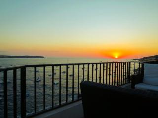 Seafront apartment Terrace, lounger & Panoramic ocean views - Mellieħa - 6