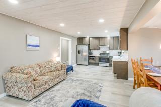 Cozy Maine Getaway Covered Deck, Walk to Beach! - Lubec - 4