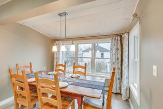 Cozy Maine Getaway Covered Deck, Walk to Beach! - Lubec - 3