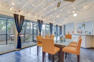 Englewood Home with Shared Pool and Screened Lanai! - Englewood - 2