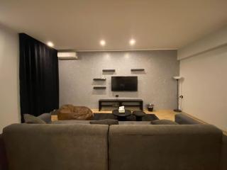 Scandinavian 2-bedroom apt in Zamalek (no visits) - Il Cairo - 0