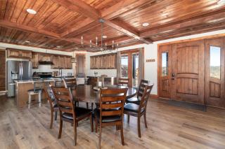 Sage Meadow Retreat-Brand New: Hot Tub, Pool Table, Shuffleboard - Orderville - 1