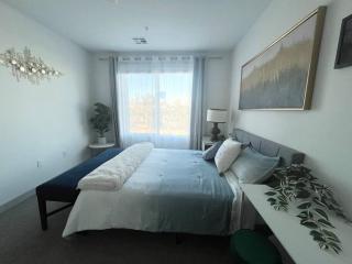 In the heart of Vegas luxury 2B2B sleeps 6 - 6