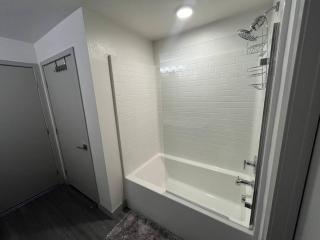 In the heart of Vegas luxury 2B2B sleeps 6 - Las Vegas - 2