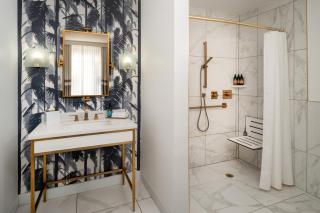 Cadillac Hotel & Beach Club, Autograph Collection - 2