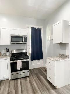 Triple Play Apt 2 All Star Baseball Rentals - Oneonta - 7