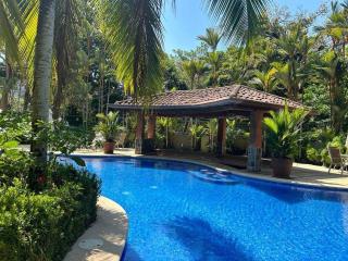 Villa Ela en Playa Herradura - Herradura - 9