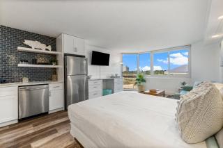 Top of the Gulf 410 - Beach Front Resort Condo - RENOVATED LIKE NEW - Panama City Beach - 9