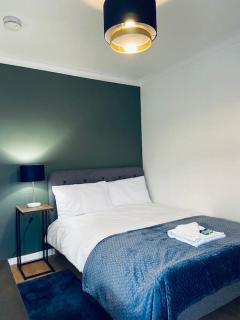 Entire 5 Bedroom House, Fast Wi-FI, Free Parking - Cambridge - 7