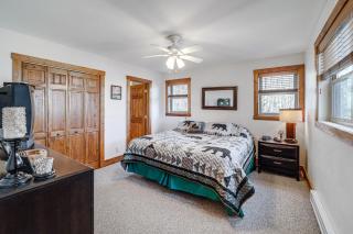 1 Mi to Beech Mtn Ski Resort Cabin with Fire Pit - Beech Mountain - 1