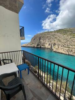 Seafront Apartment with Amazing Sunset View - Xlendi - 7