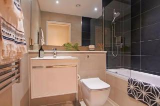 Kings Cross Walking Distance Luxury Private Garden House - Londra - 8