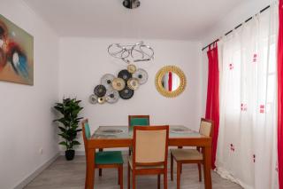 Family Friendly Azorean Apartment - Ponta Delgada - 7