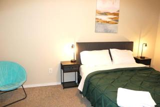 Lubbock haven 3Beds, 3 baths - 1