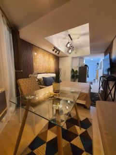 Azure North - Executive Suite - 7