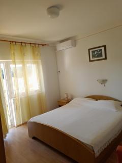 Apartments with parking space Kampor, Rab - 4984 - 2