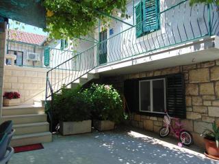 Apartments by the sea Postira, Brac - 22206 - Postira - 8