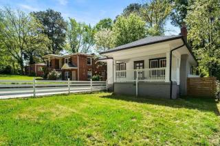 Humble Bungalow 3 Miles DT - Atlanta - 2